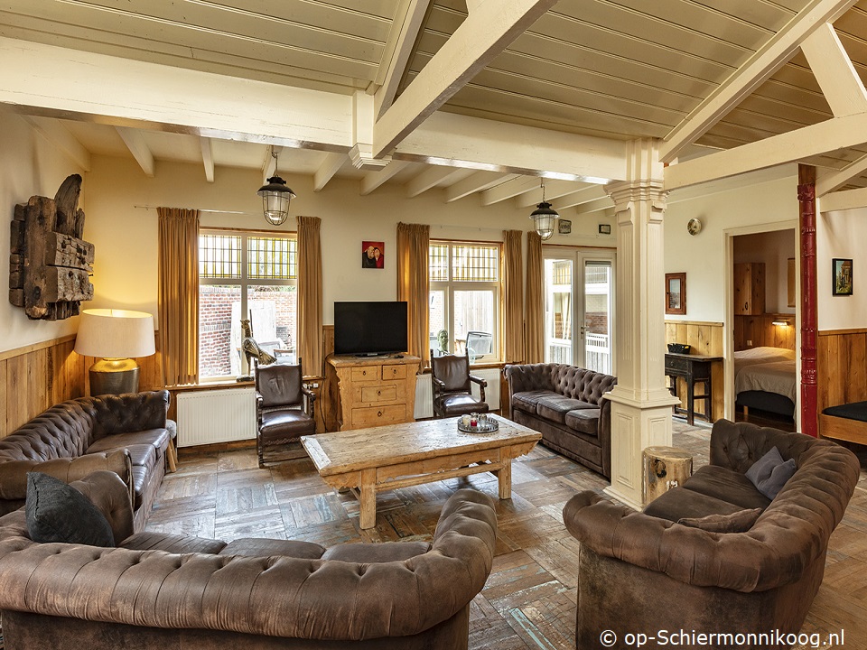  Joeke in It Aude Kolonyh&ucirc;s