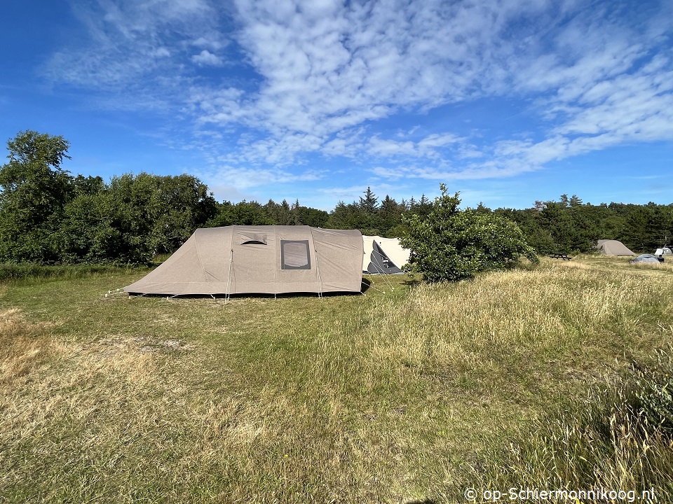 buitenaanzicht Boog tent